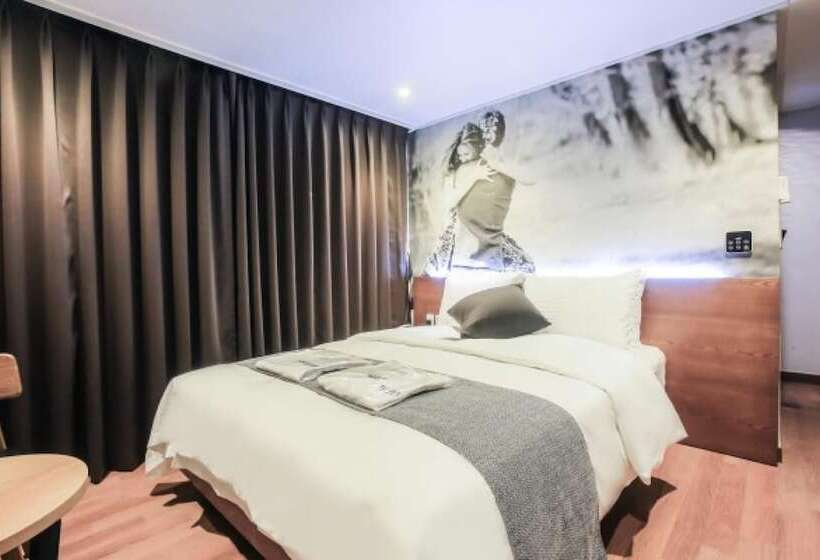 בית מלון כפרי Jamsil Selene