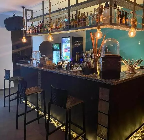 Cascade Holiday Resort