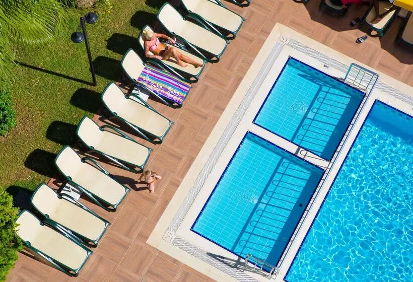 酒店 Gardenia Beach