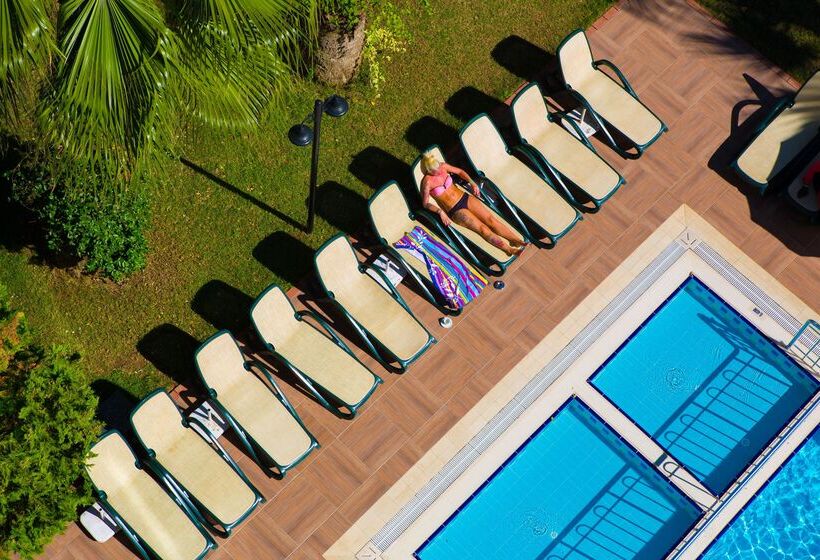 فندق Gardenia Beach