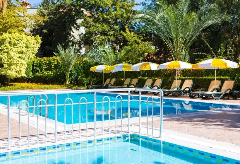 酒店 Gardenia Beach