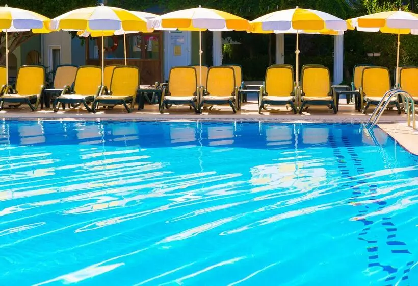 酒店 Gardenia Beach