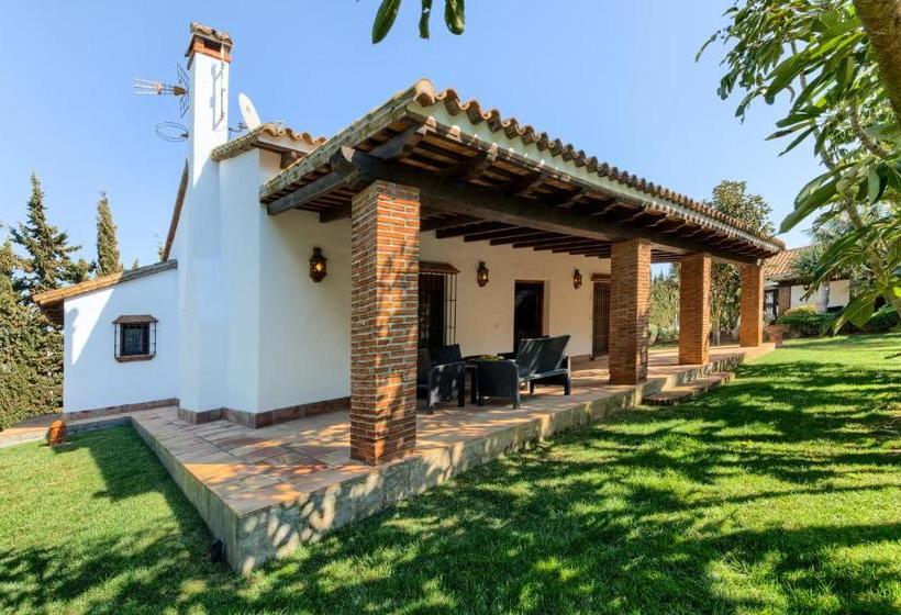 Hacienda Roche Viejo