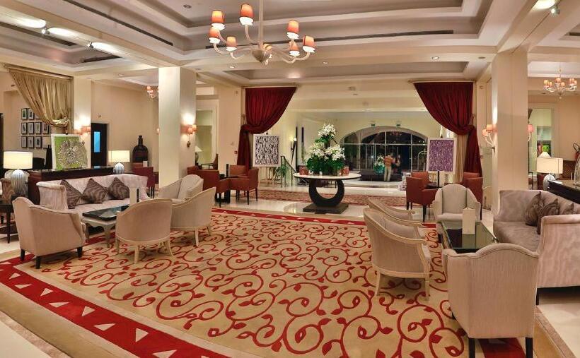 Отель L  Amphitrite Palace Resort & Spa