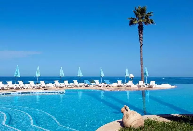 هتل L  Amphitrite Palace Resort & Spa