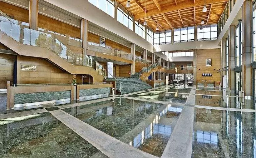 هتل L  Amphitrite Palace Resort & Spa