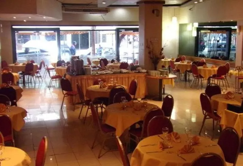 هتل Cordon Del Plata