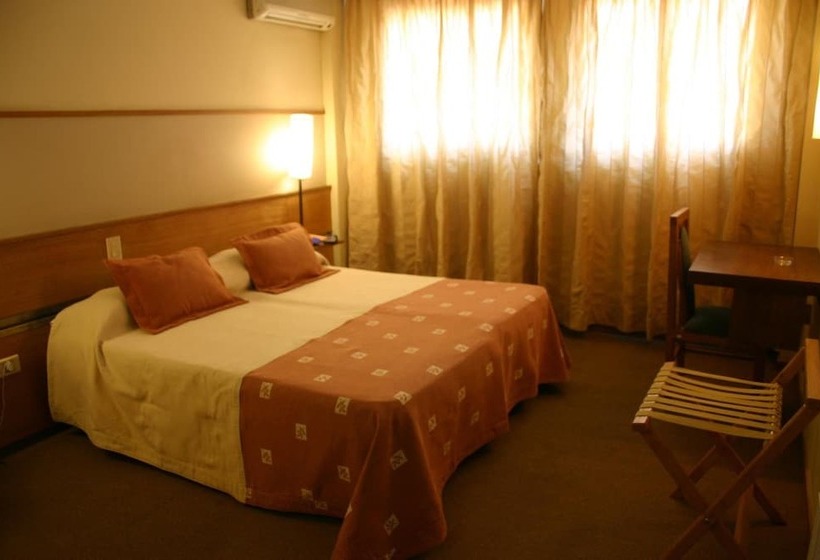 فندق Cordon Del Plata