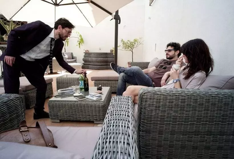 Decumani Hotel De Charme