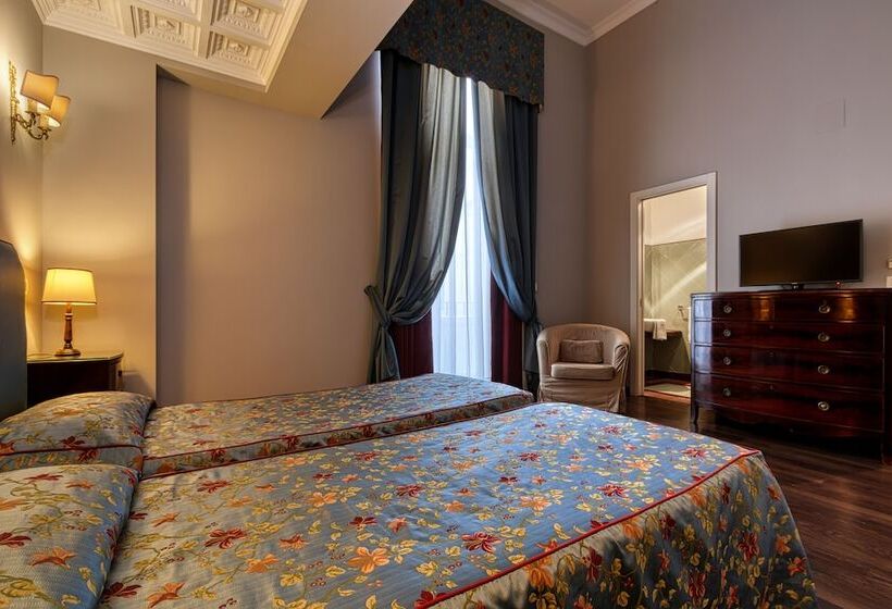 Decumani Hotel De Charme