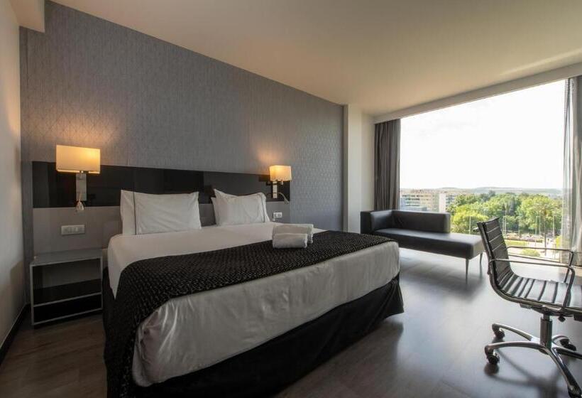 هتل Eurostars Palace