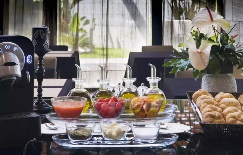 هتل Eurostars Palace