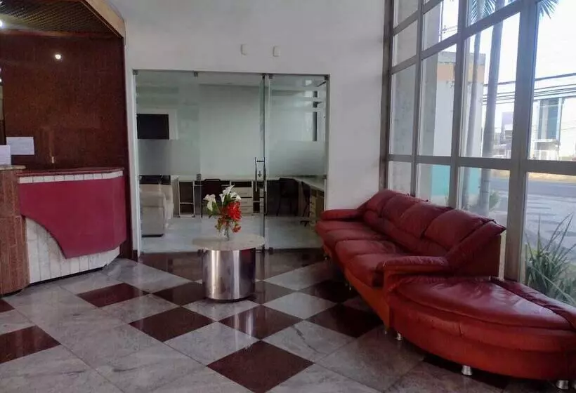 فندق Feira Palace