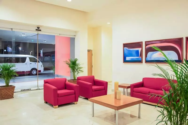 هتل Fiesta Inn Tijuana Otay Aeropuerto