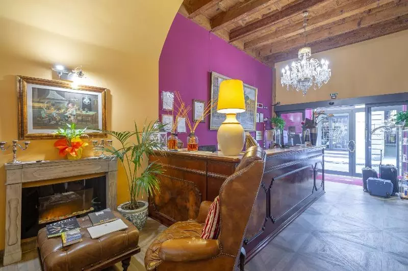 Hotell Ginori Al Duomo