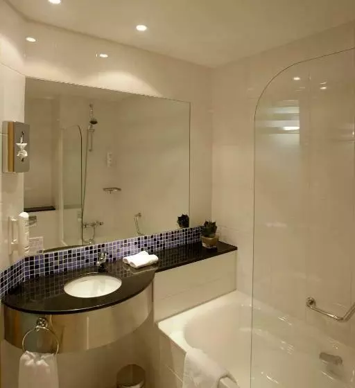 ホテル Holiday Inn Express Málaga Airport, An Ihg