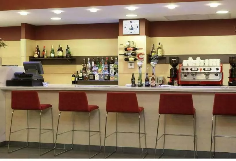 ホテル Holiday Inn Express Málaga Airport, An Ihg