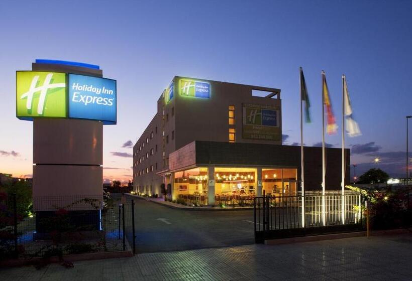 هتل Holiday Inn Express Málaga Airport, An Ihg