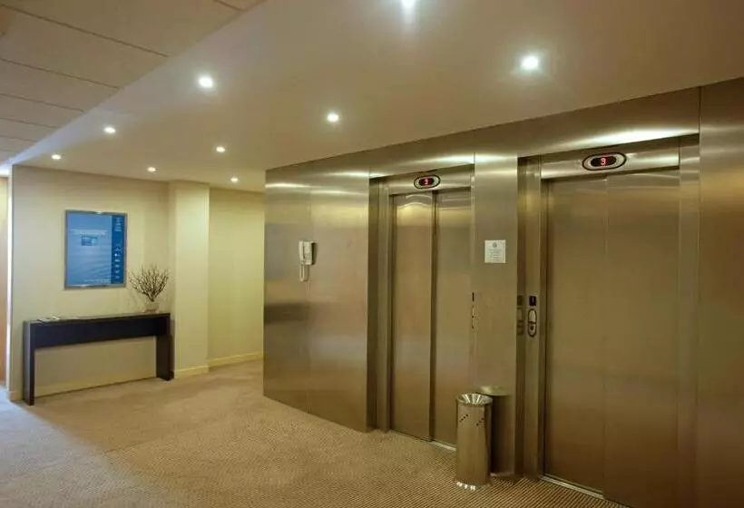 ホテル Holiday Inn Express Málaga Airport, An Ihg