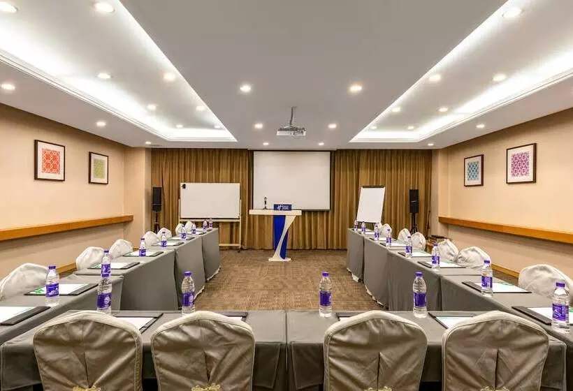 Hotelli Holiday Inn Express Shangdi Beijing, An Ihg