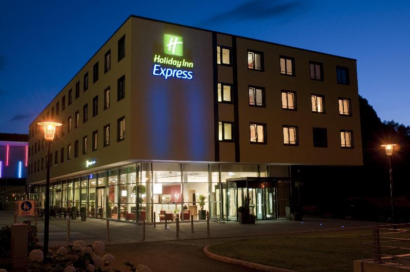 Hotel Holiday Inn Express Singen, An Ihg
