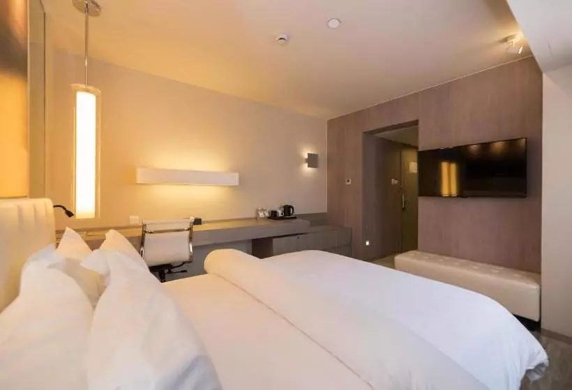 هتل Jinjiang Metropolo Hua Ting Guest House