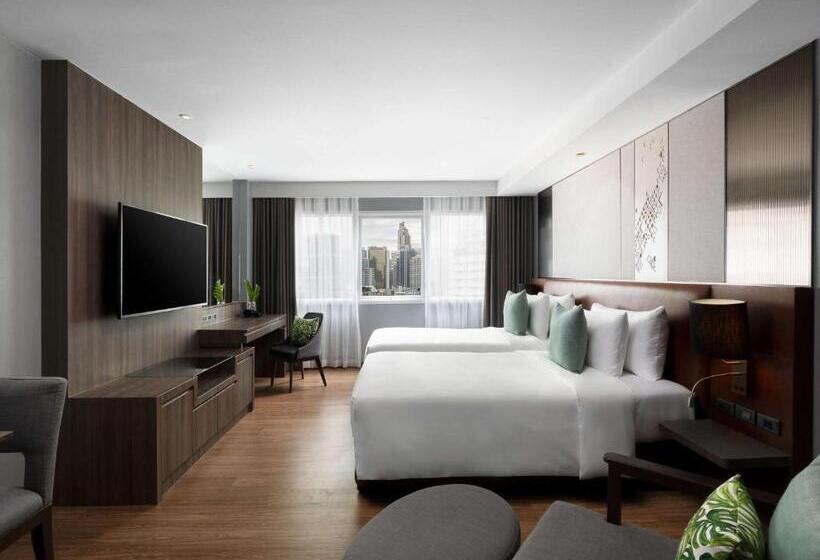 Novotel Living Bangkok Sukhumvit Legacy