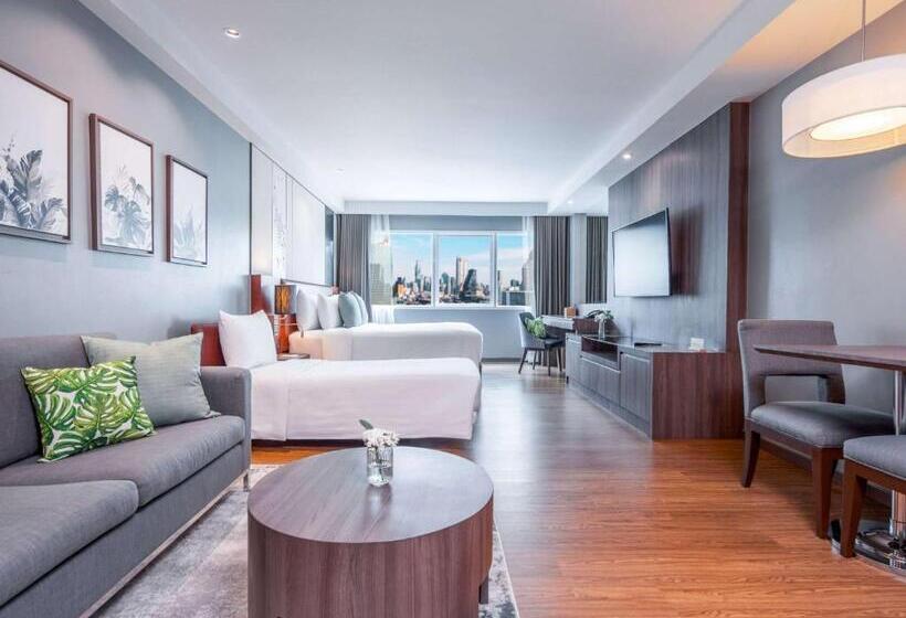 Novotel Living Bangkok Sukhumvit Legacy