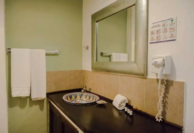 Los Agaves Hotel Boutique