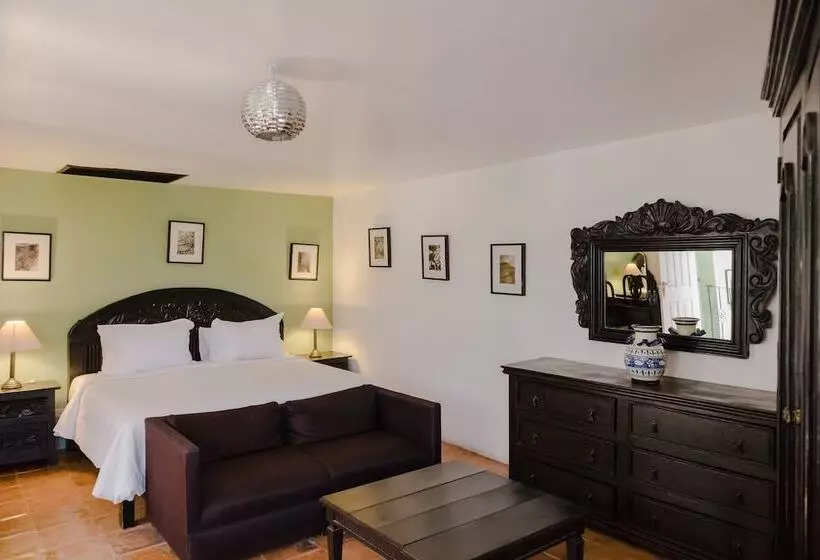 Los Agaves Hotel Boutique