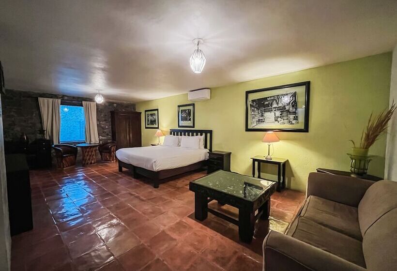 Los Agaves Hotel Boutique