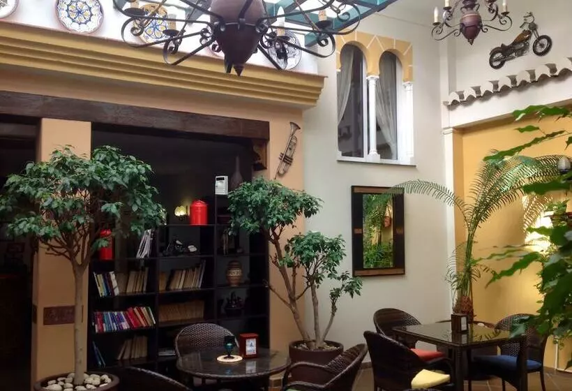 فندق Maria Cristina