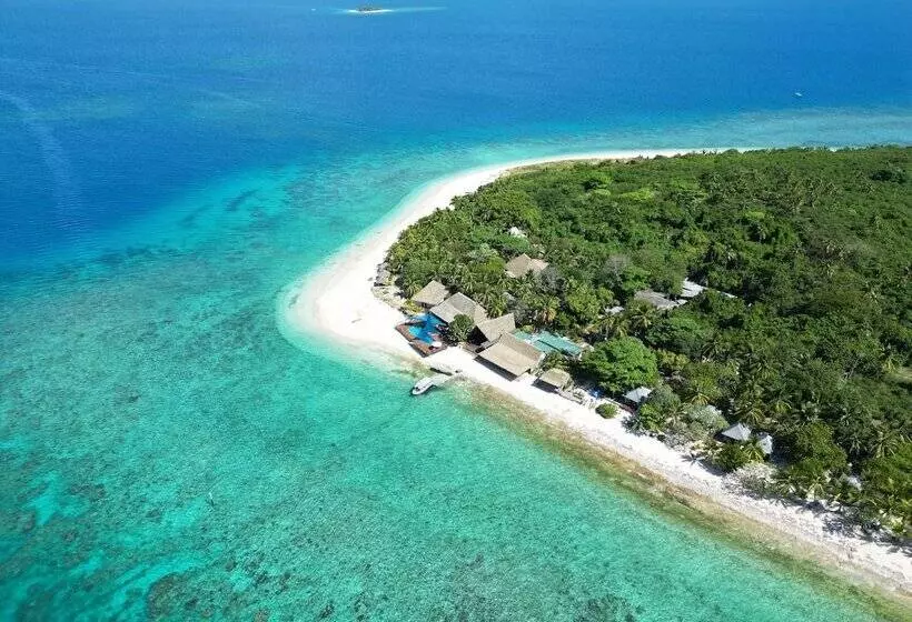 فندق Serenity Island Resort