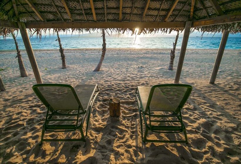 Hotel Serenity Island Resort