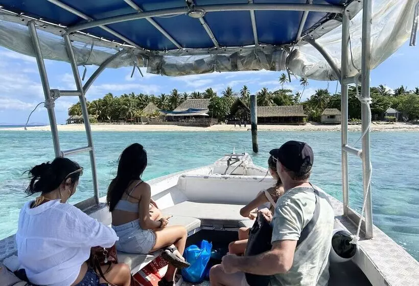 فندق Serenity Island Resort