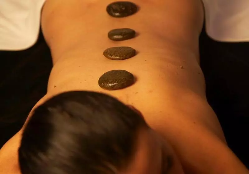 酒店 The Sarann Sha Extra Plus