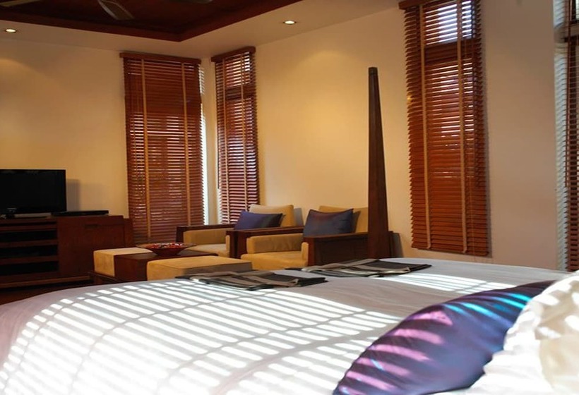 Hotel The Sarann Sha Extra Plus