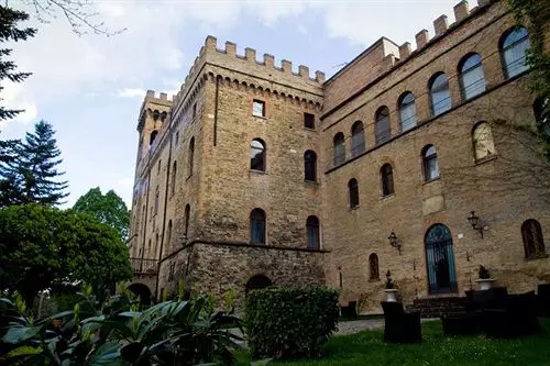 هتل Torre Dei Calzolari