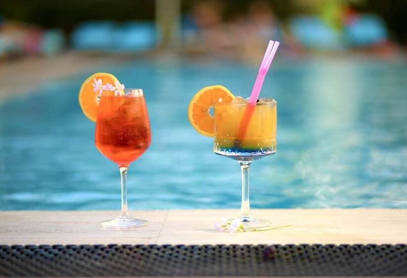 호텔 Marbella Beach