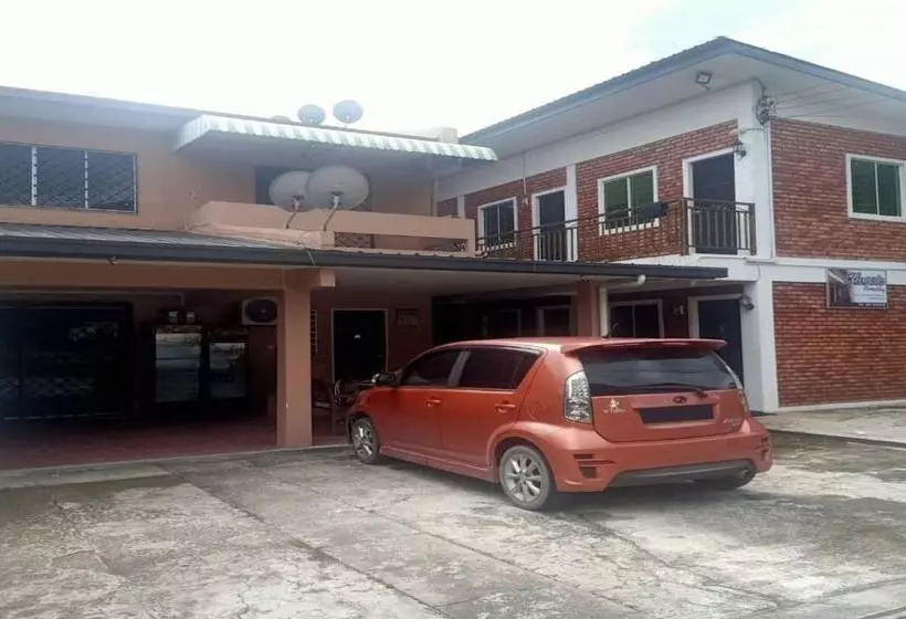 ホテル Oyo 90178 Classic Homestay
