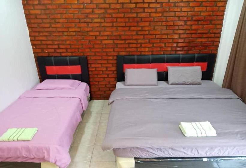 酒店 Oyo 90178 Classic Homestay