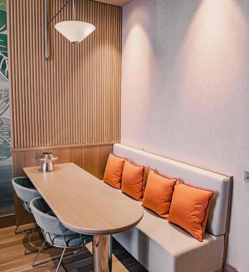 Karavansaray Turkistan Harbour Hotel  Flying Theatre Access