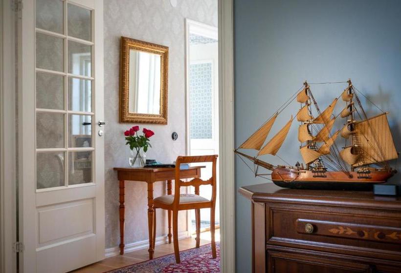 Fregatten Bed & Breakfast