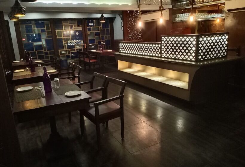 호텔 Dynasty By Keymagics