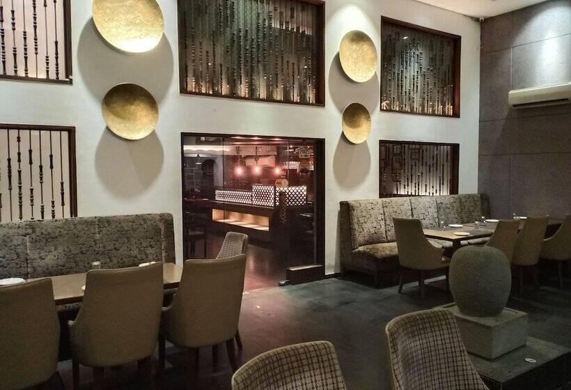 호텔 Dynasty By Keymagics