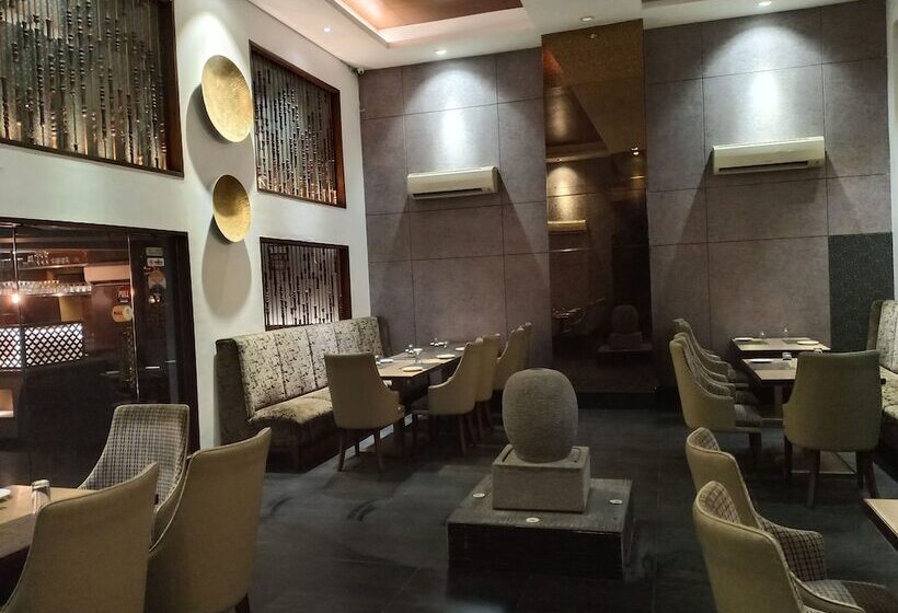 호텔 Dynasty By Keymagics