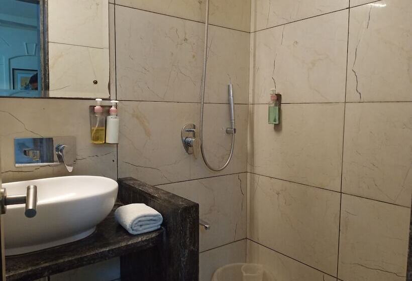 호텔 Dynasty By Keymagics