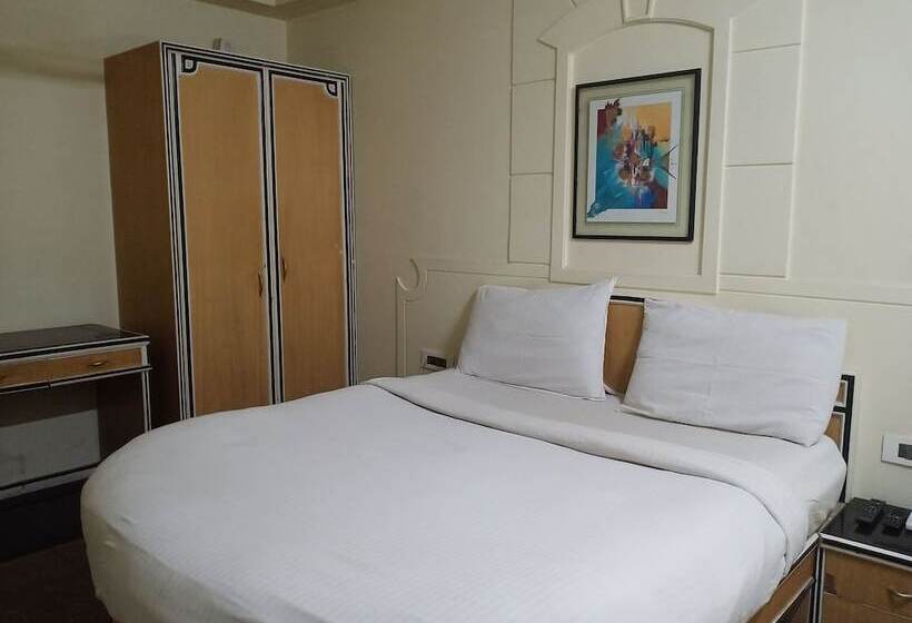 호텔 Dynasty By Keymagics