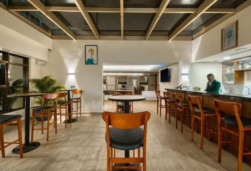 Kibo Palace Hotel Moshi