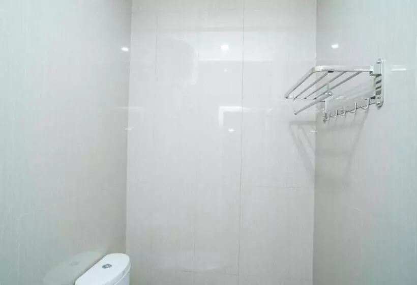 Hotelli Koolkost Syariah Near Jl Pajajaran Bogor